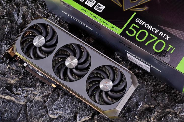 索泰GeForce RTX 2070 vs 蓝宝石RX 460 深度对比
