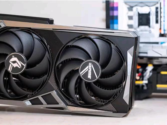 七彩虹iGame450 vs HIS 6770 深度对比