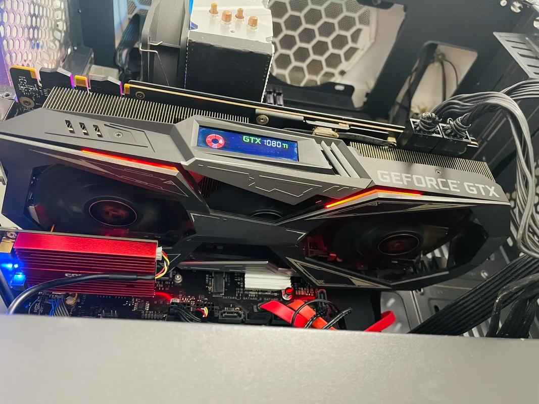 七彩虹GTX 1080Ti vs XFX R7 240 深度对比