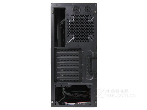 机箱桌面摆放效果