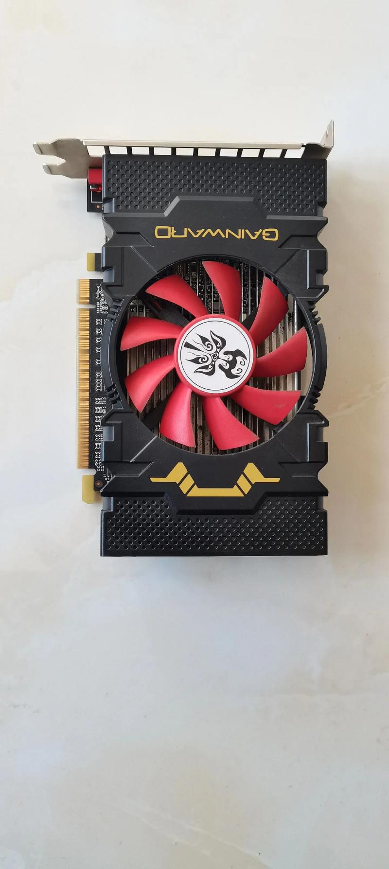 蓝宝石FirePro W5000 vs 耕升GT730 赵云版 深度对比