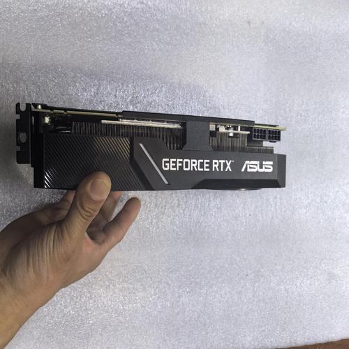 华硕ROG RTX 2080 SUPER vs 盈通GTX 650 深度对比