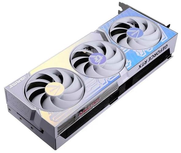 七彩虹iGame RTX 4070 Ultra W V2 vs 华硕EAH4670/DI/512M 深度对比