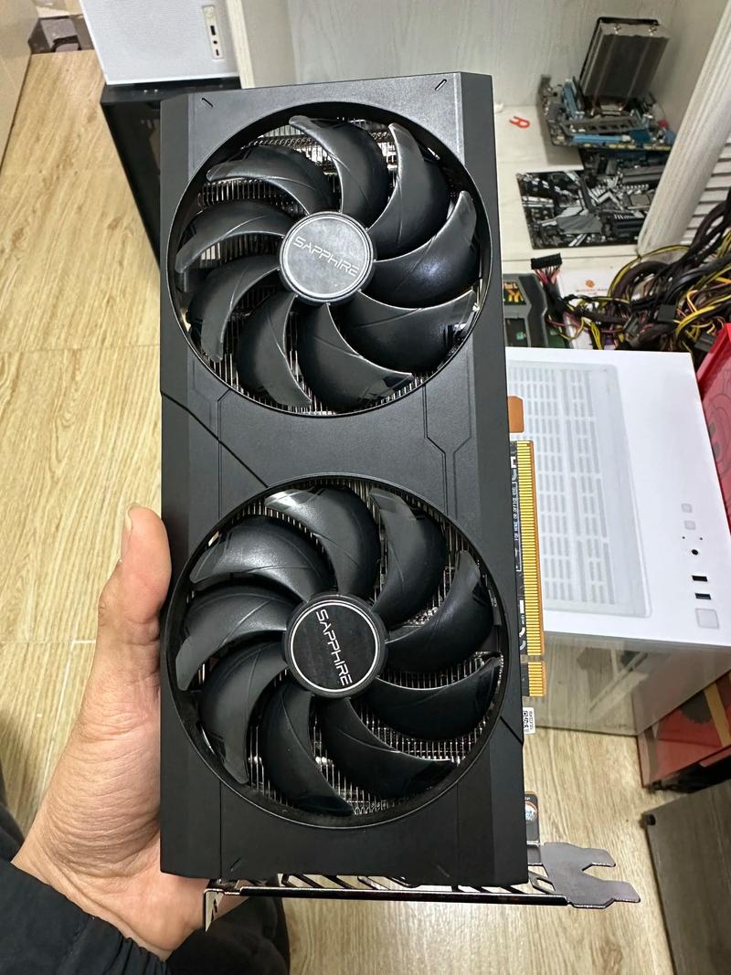 蓝宝石RX 6750 GRE 12G vs 七彩虹GeForce G210 GD2 深度对比