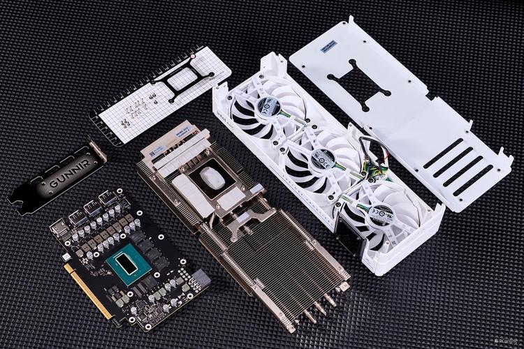 EVGA RTX 3080 FTW3 Ultra Gaming vs 蓝戟 Intel Arc B570 Photon 10G OC W 深度对比