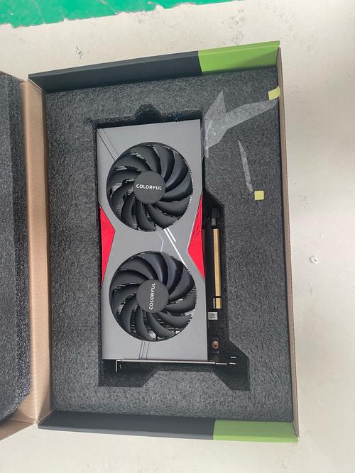 Mini ITX PC case with efficient GPU installation