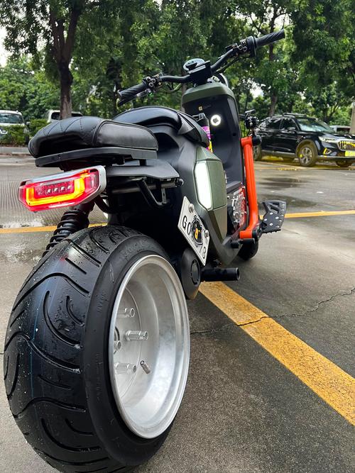 Mid tower computer case on desk