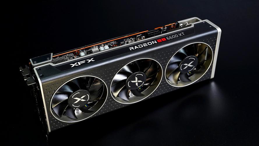 价格标签与硬件产品对比