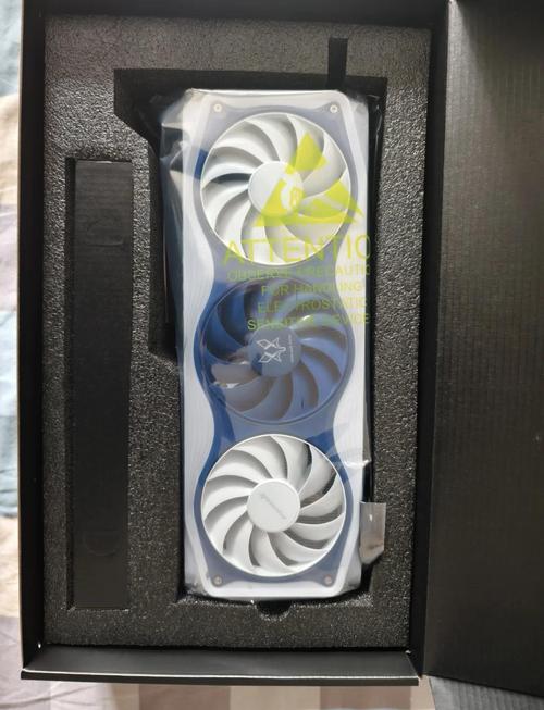 不同用户群体使用电脑