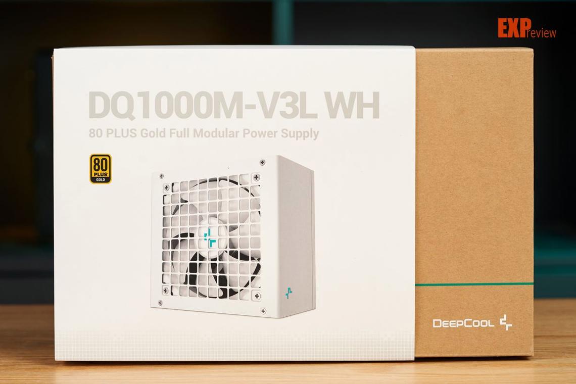 全模组电源接口特写