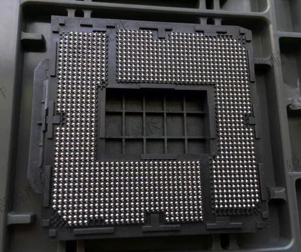 CPU installation on LGA socket