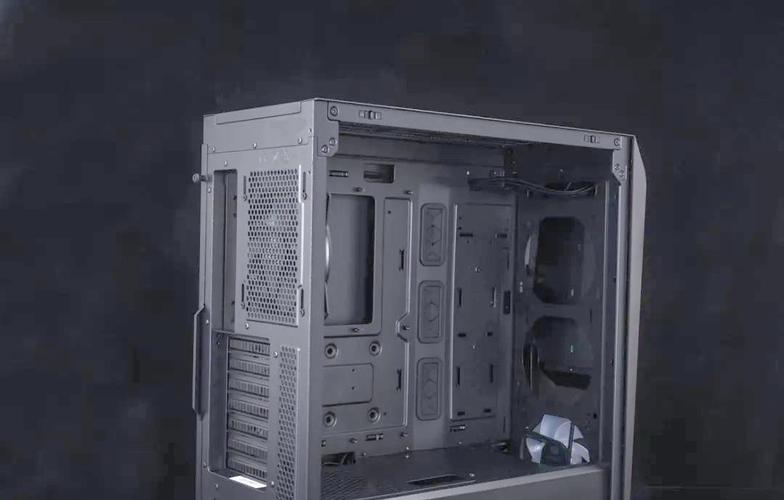 酷冷至尊毁灭者500 vs IN WIN 707（静音版）深度对比