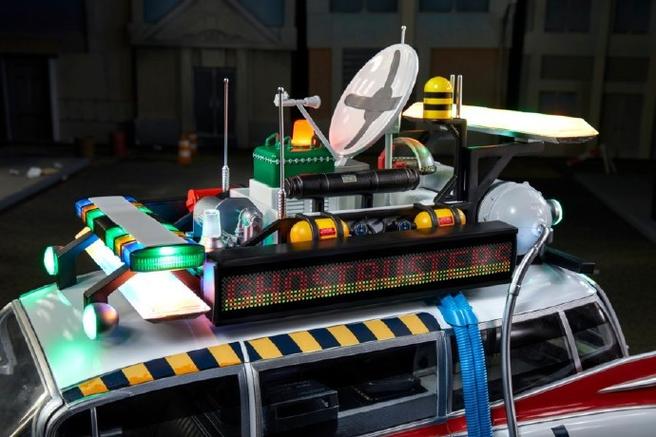 电脑硬件内部组件展示