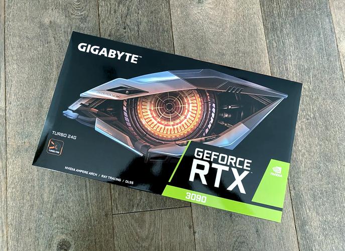 电脑硬件组件对比展示