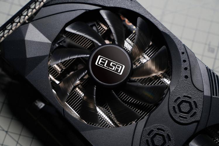 显卡硬件规格对比图