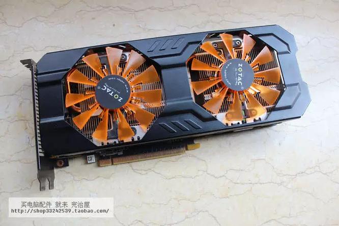 显卡规格对比示意图