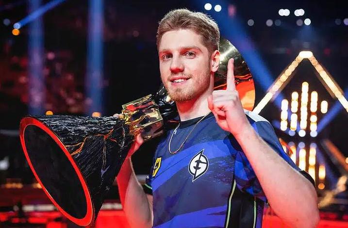 入门级PC机箱推荐视图