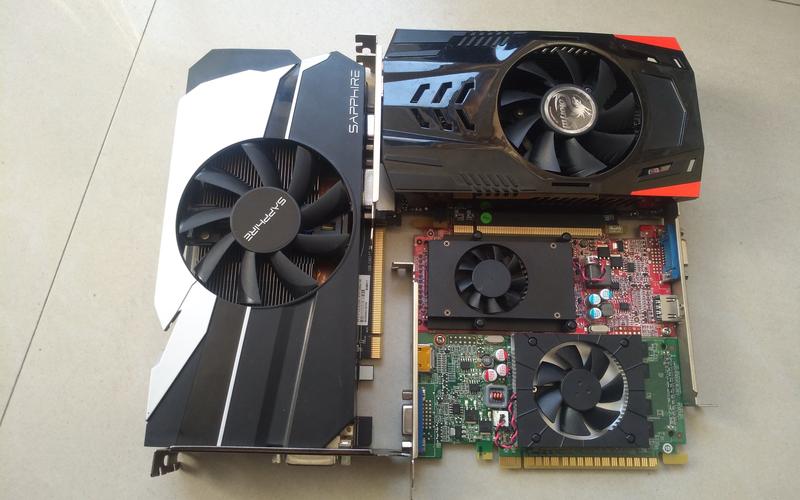 显卡规格对比示意图