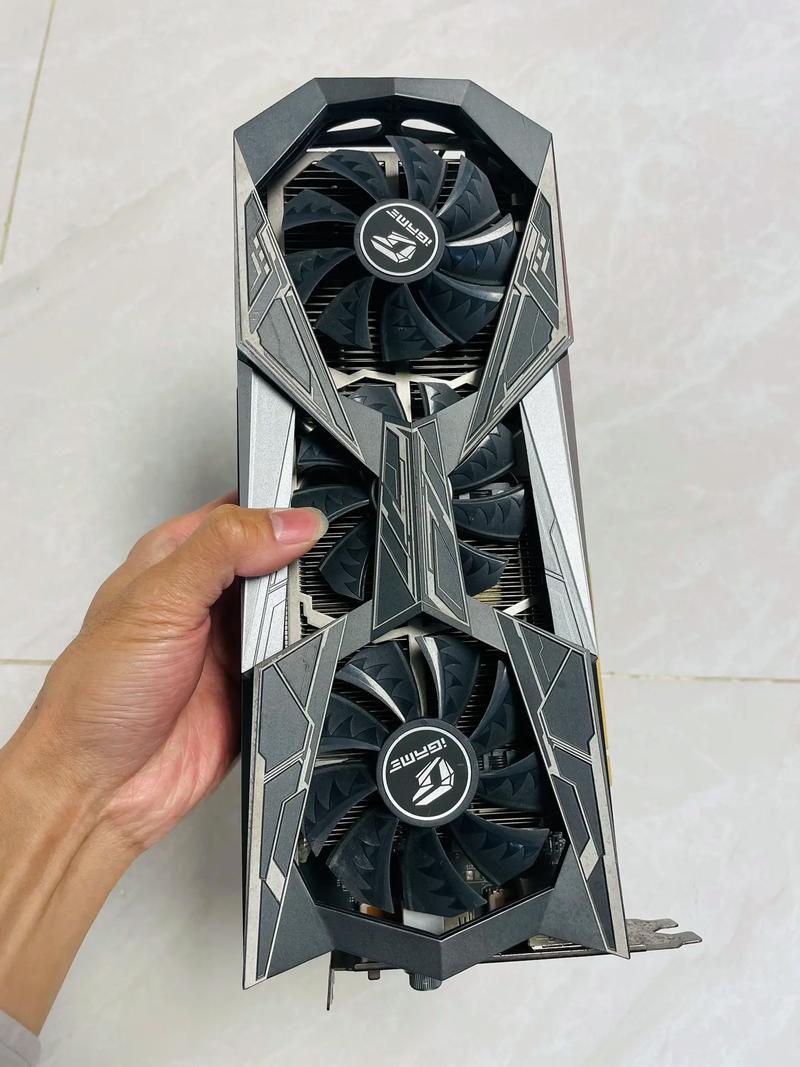 硬件芯片细节图