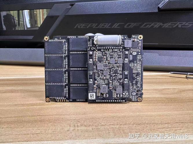 固态硬盘内部组件规格