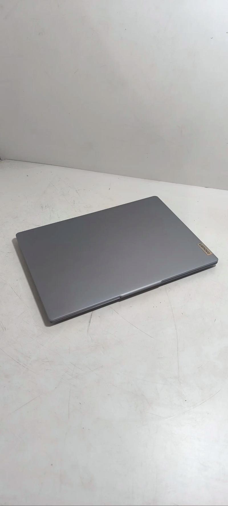 电子设备低功耗示意图，突出节能特性