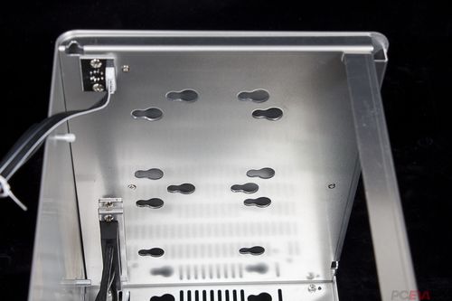 Compact mini PC system running