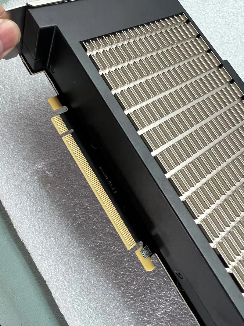 办公电脑多屏显示设置