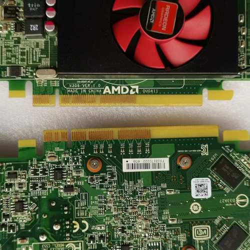 显卡规格对比示意图