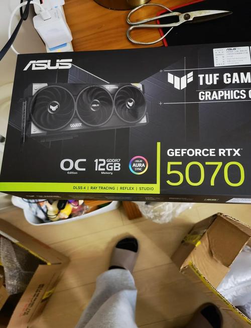 电脑硬件选购场景