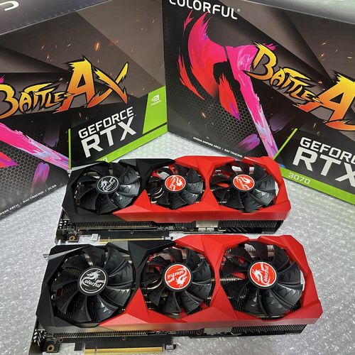 显卡规格对比示意图