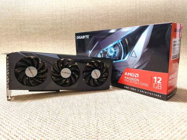 用户选购显卡场景