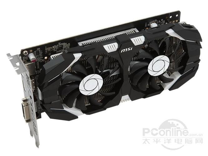 显卡规格对比示意图