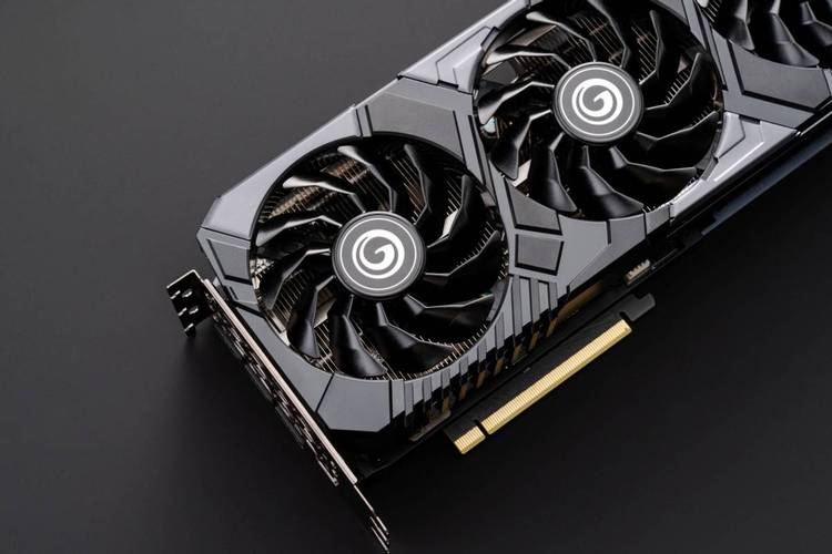 显卡规格对比示意图