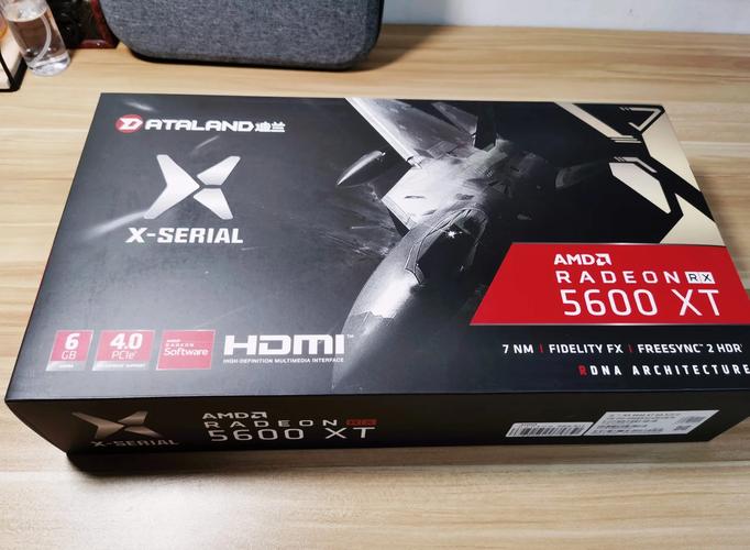 显卡硬件规格对比示意图