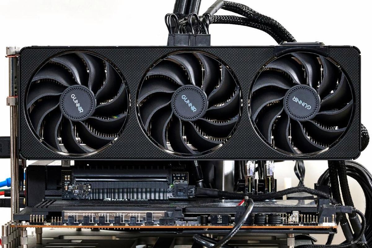 用户选购显卡场景