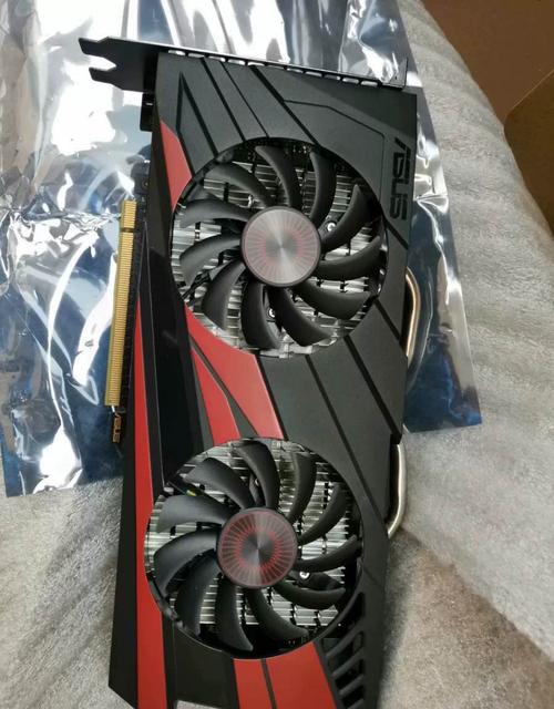 显卡规格对比示意图