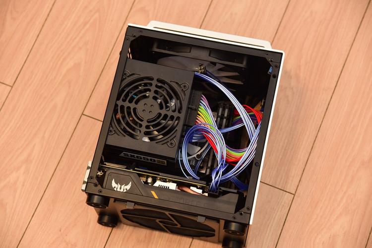 游戏鼠标性能测试场景