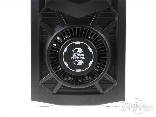 星宇泉X801机箱内显卡与主板性能布局