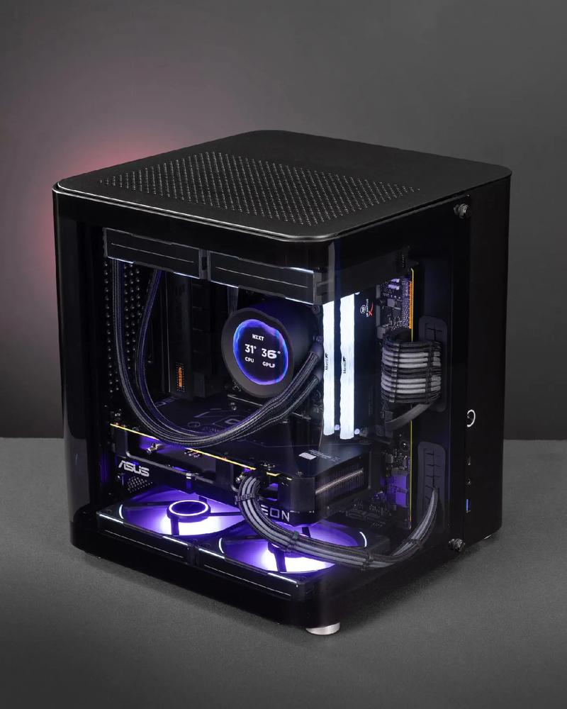 机箱内部散热与硬件功耗细节