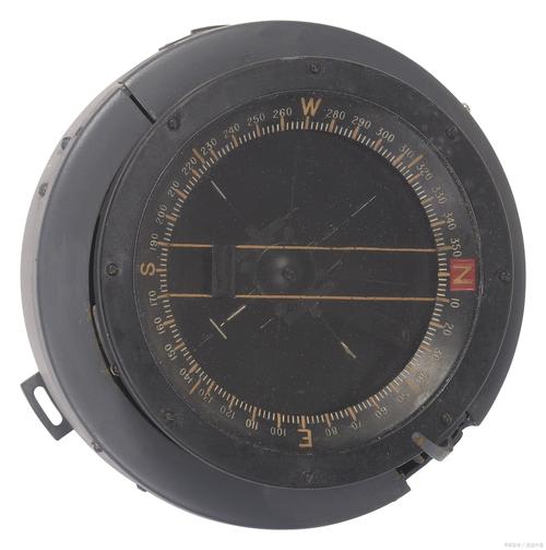 SANC N73Pro vs 铁幕32CF16S 深度对比：27英寸直面屏 vs 31.5英寸曲面屏电竞显示器