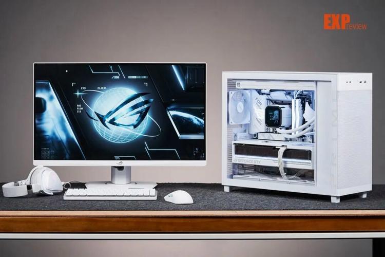 现代电脑机箱玻璃面板