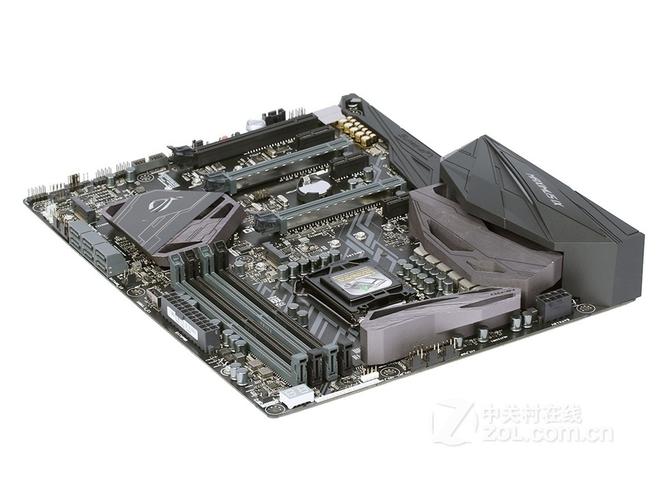 电脑主板蓝色灯光性能展示