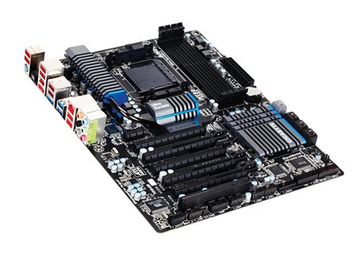 技嘉 GA-990FXA-UD5 (rev.1.x) 深度评测：AMD 990FX 经典多显卡平台之选