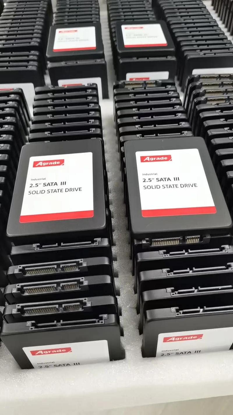 华三H3C IoT 1.92T SSD评测：大容量存储新选择，性能与稳定兼备