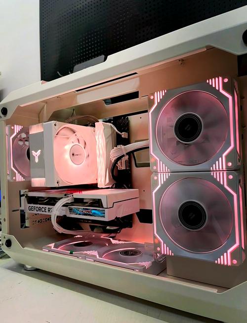 主板接口和扩展槽特写