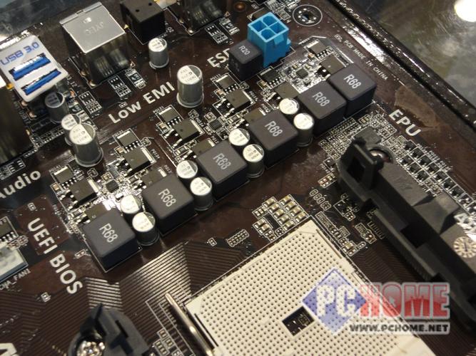 计算机内部功耗散热实景