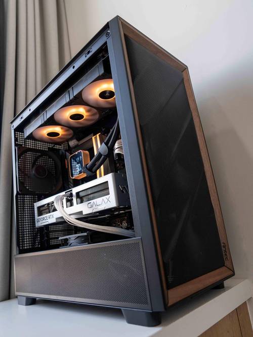 电脑硬件散热与性能组件