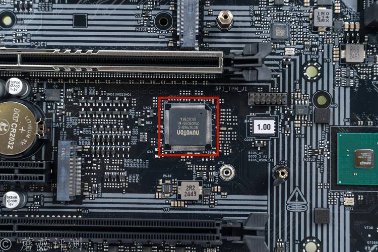 主板散热与电源接口