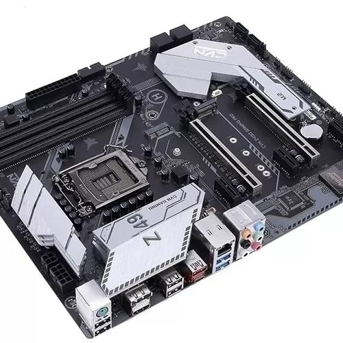 主板PCB电路板与接口布局特写