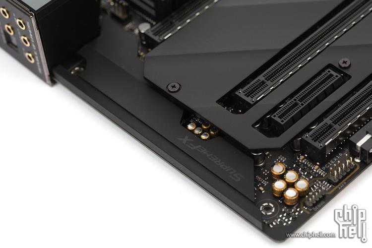 华硕ROG RAMPAGE VI EXTREME OMEGA深度评测：X299旗舰主板奢华之选